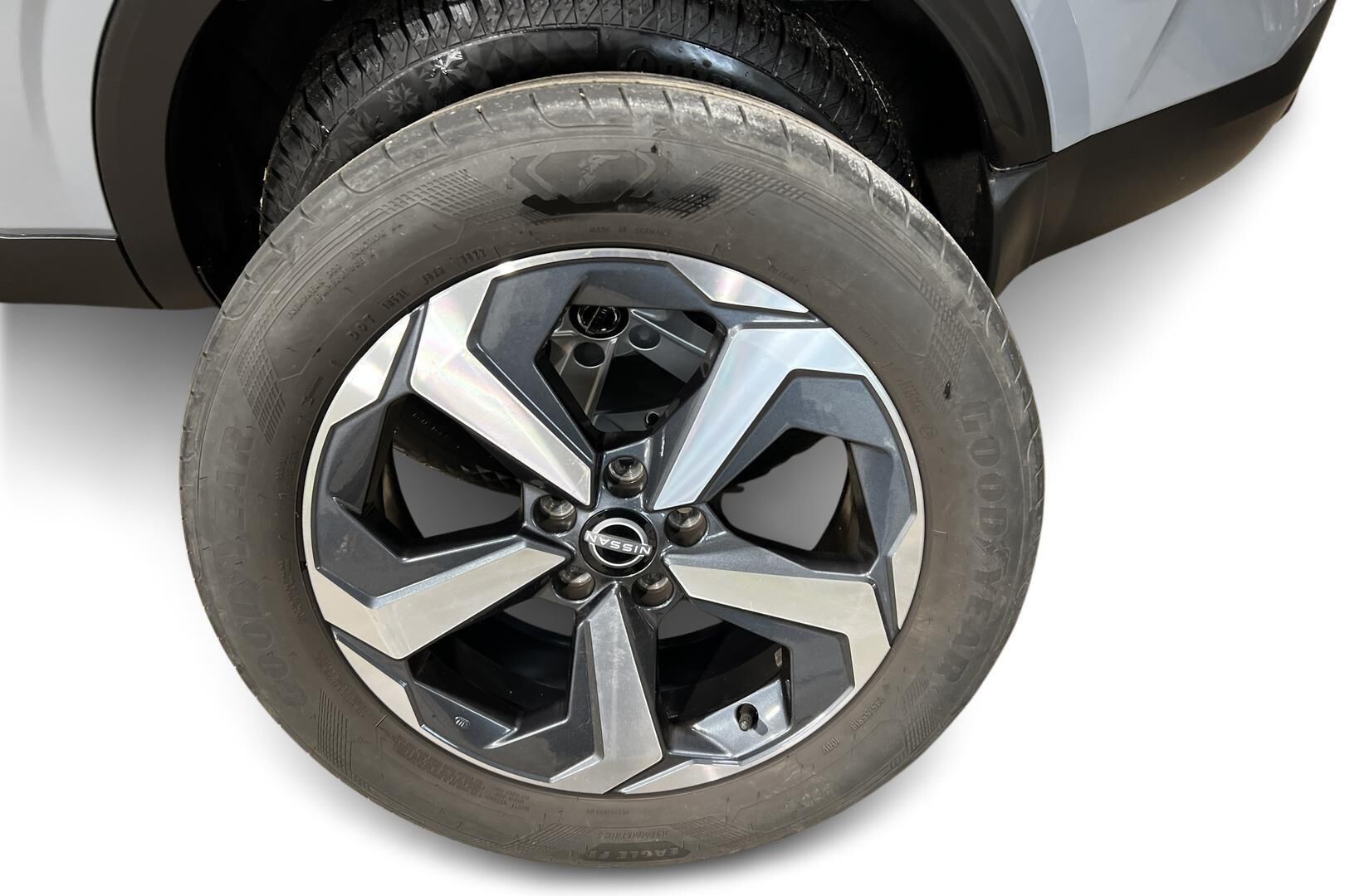Nissan Qashqai iso kuva 21
