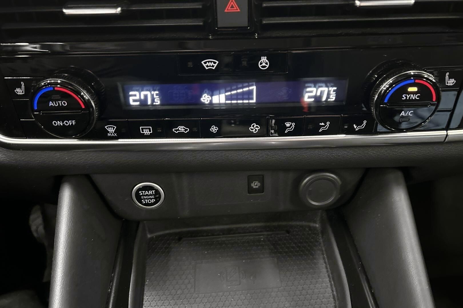 Nissan Qashqai iso kuva 16