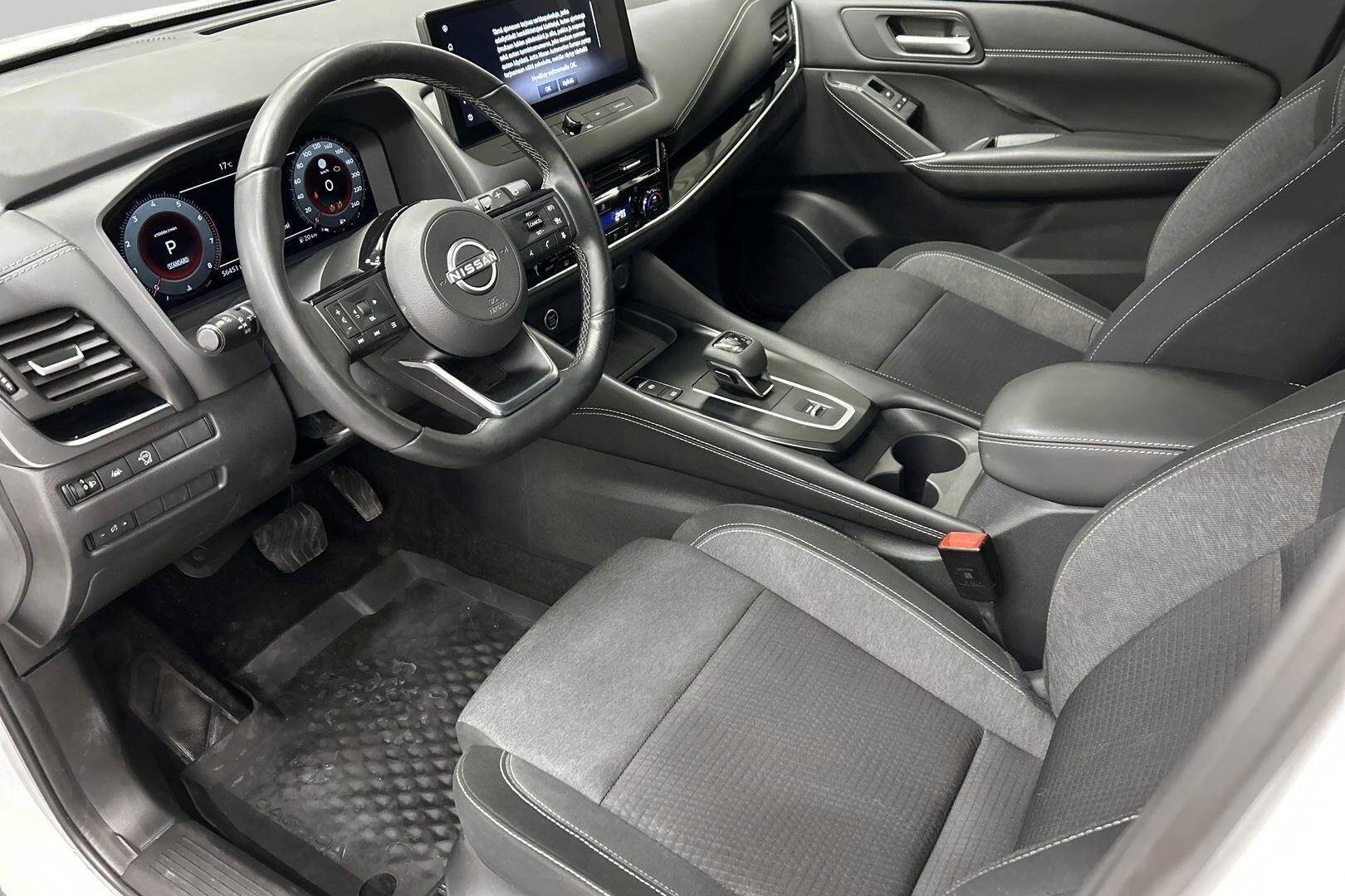 Nissan Qashqai iso kuva 9