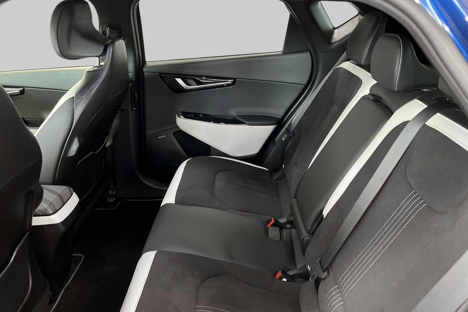 Kia EV6 iso kuva 10