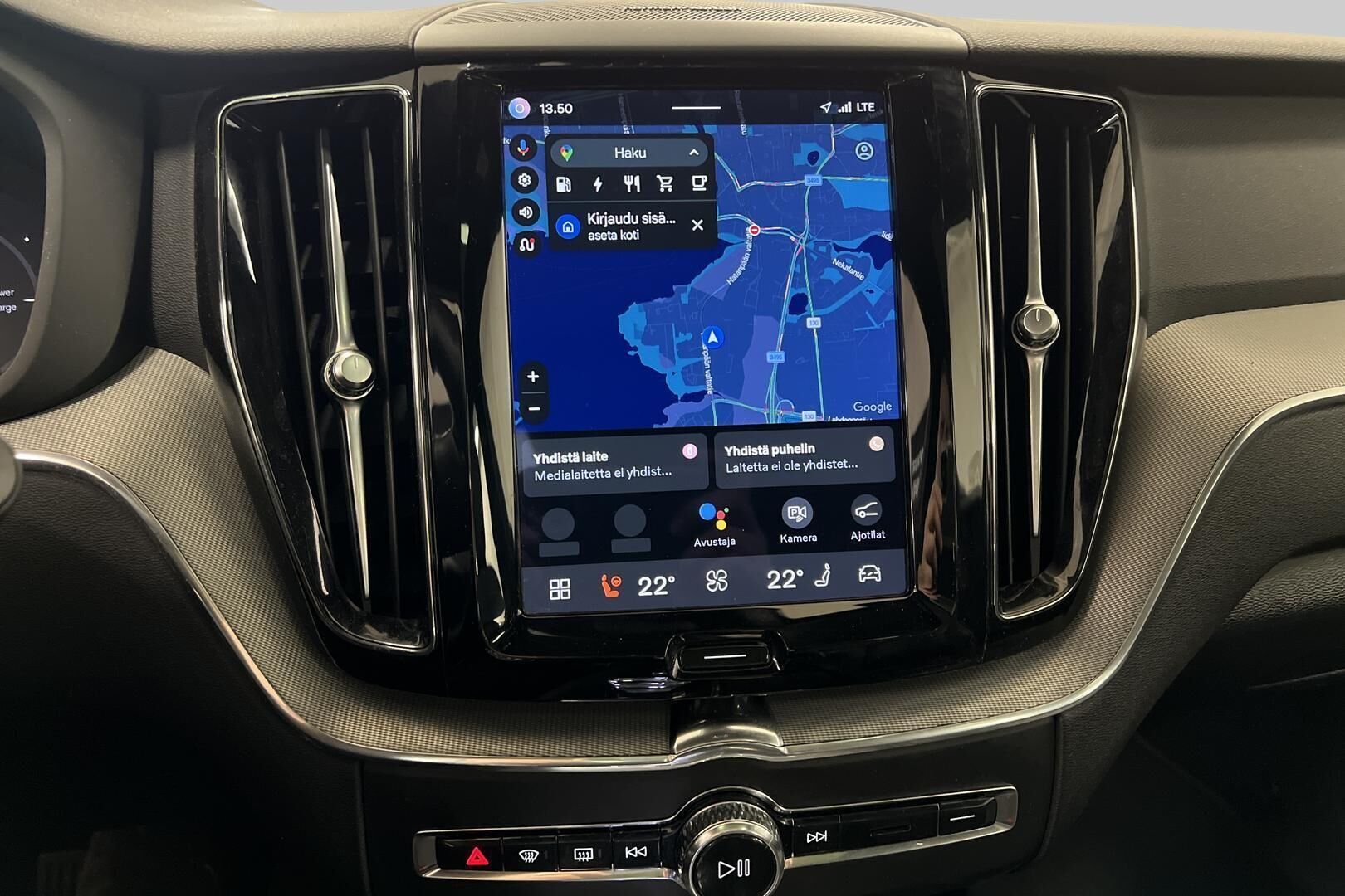 Volvo XC60 iso kuva 15