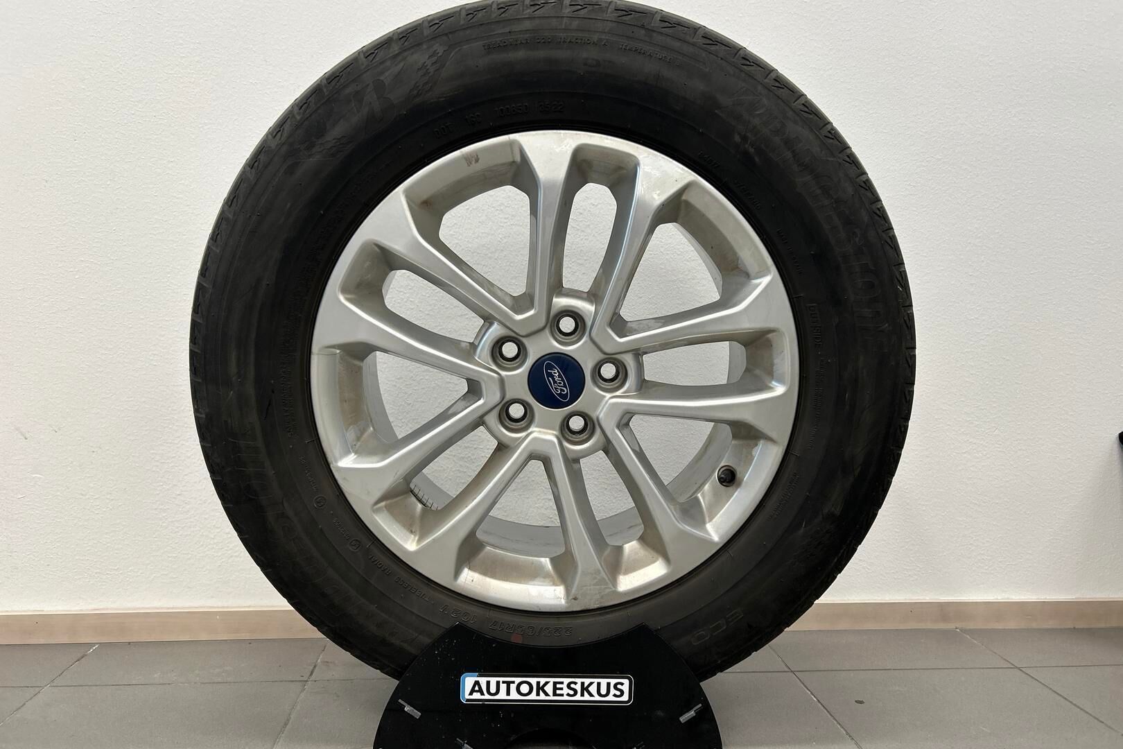 Ford Kuga iso kuva 9