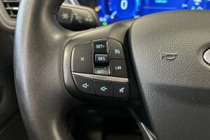 Ford Kuga esikatselu 12