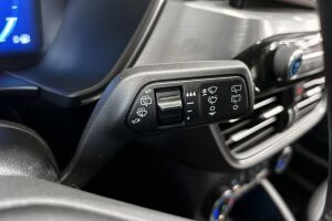 Ford Kuga esikatselu 13