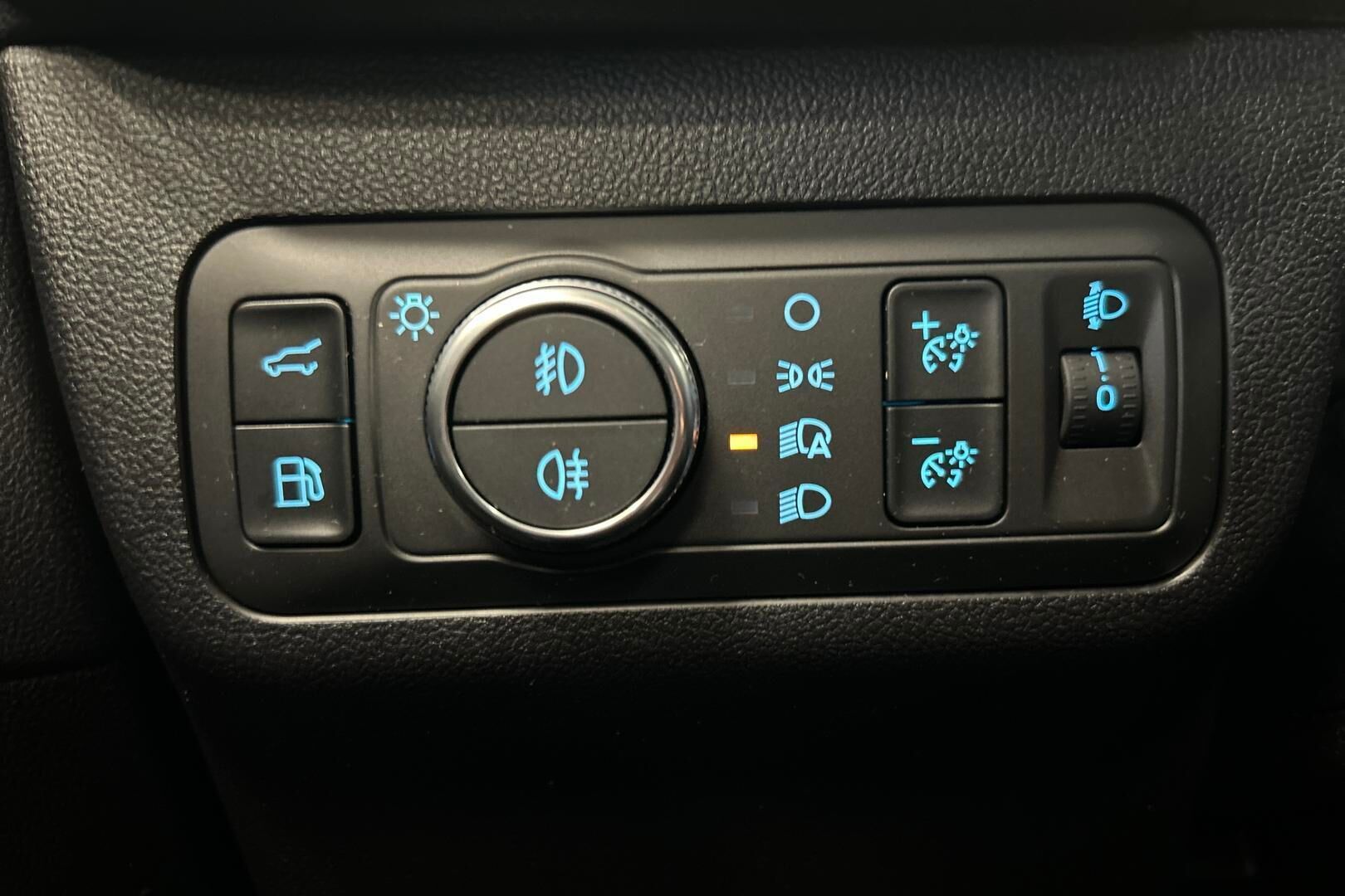 Ford Kuga iso kuva 14