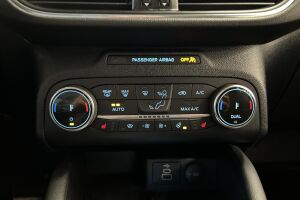 Ford Kuga esikatselu 33