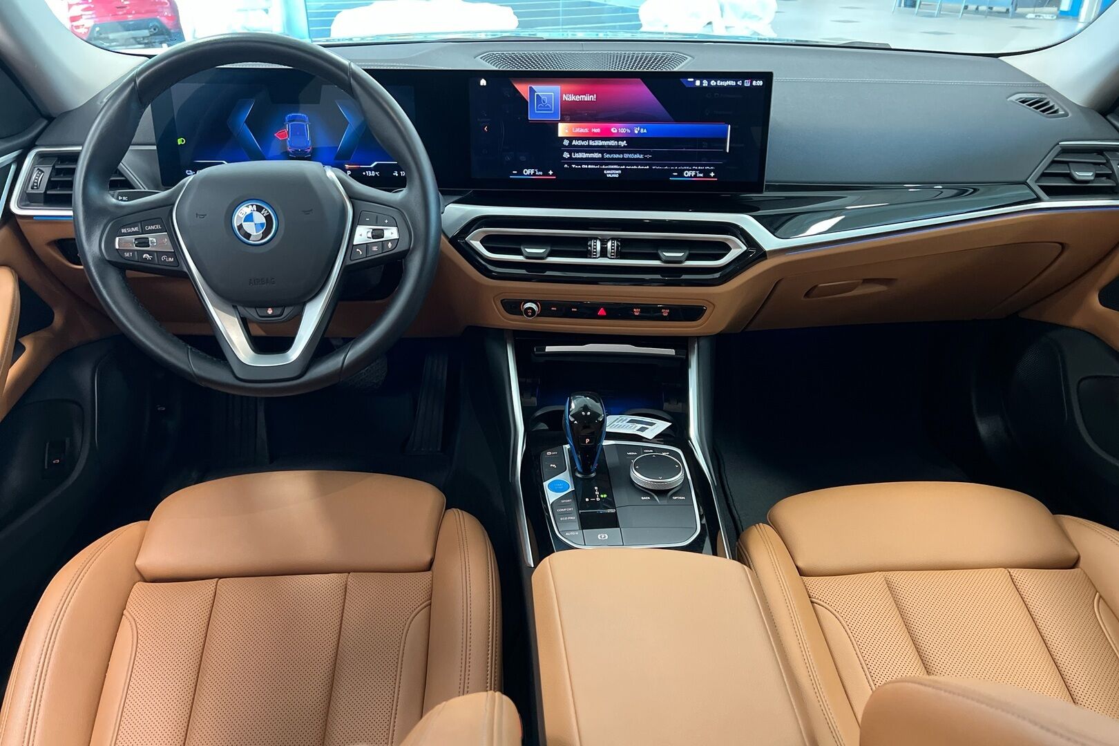 BMW i4 iso kuva 19