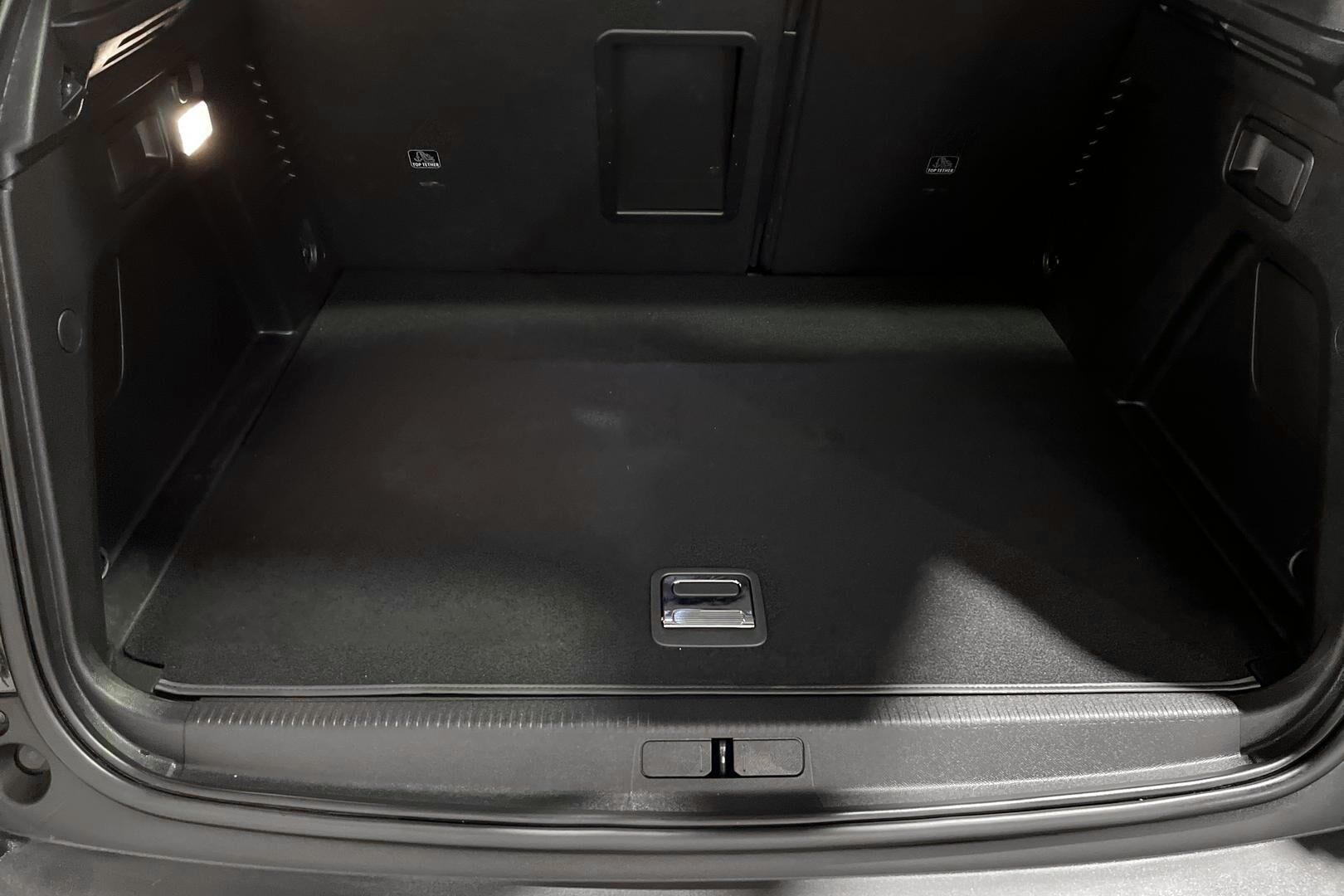 PEUGEOT 3008 iso kuva 12