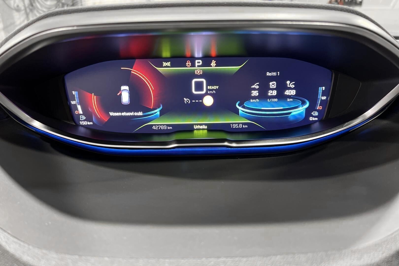 PEUGEOT 3008 iso kuva 18