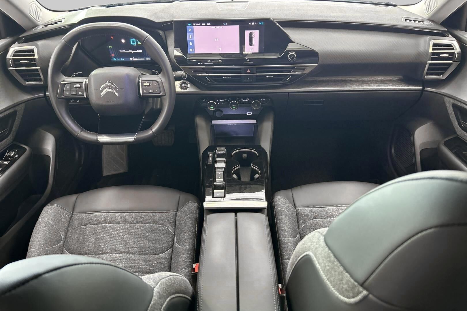 Citroen C5 X iso kuva 30