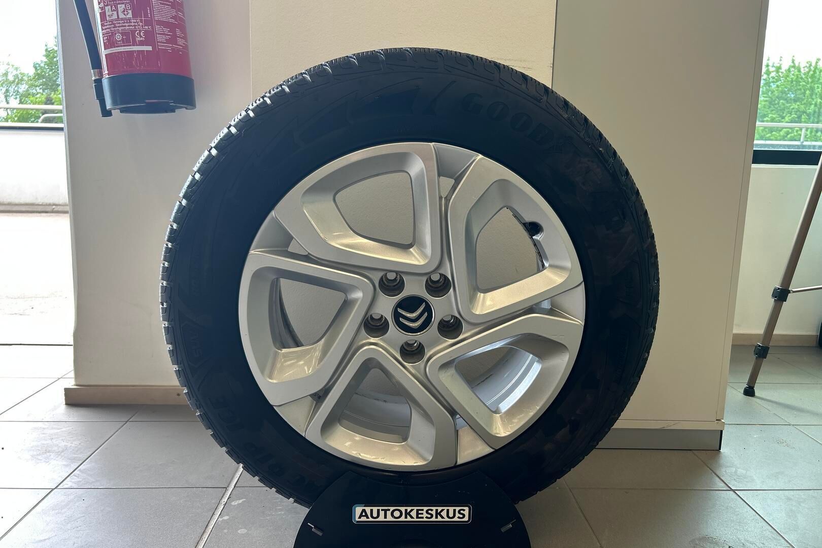 Citroen C5 X iso kuva 11