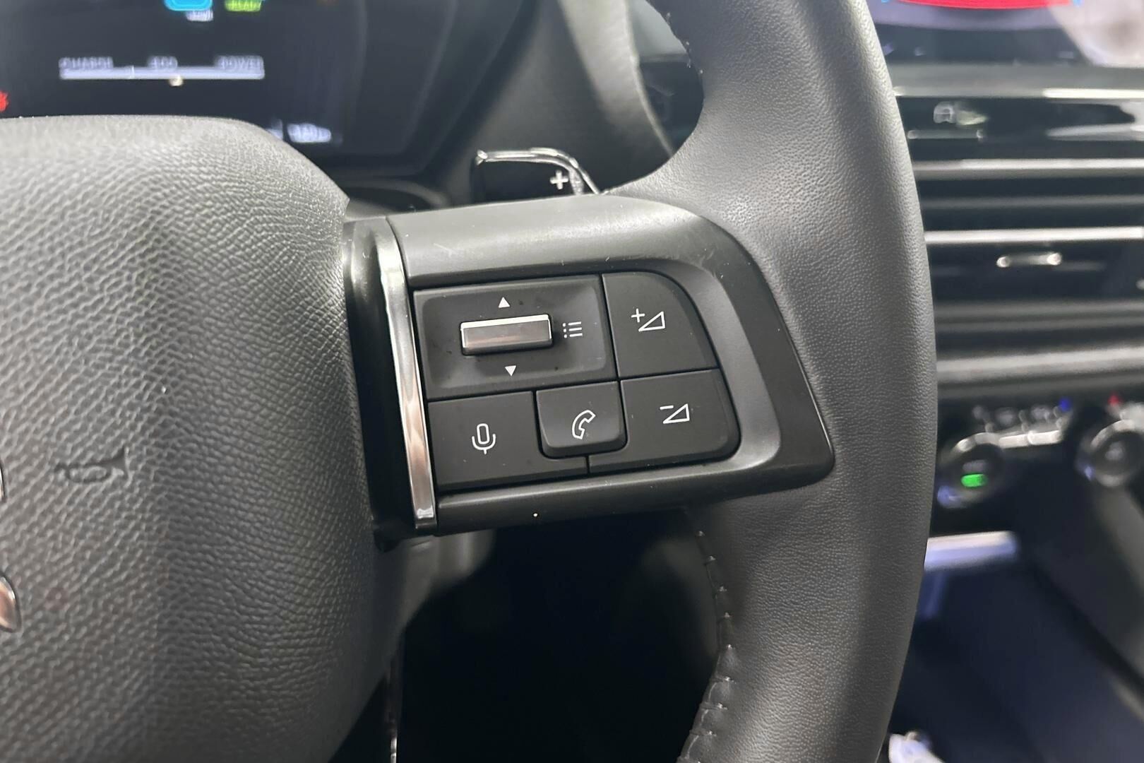 Citroen C5 X iso kuva 13