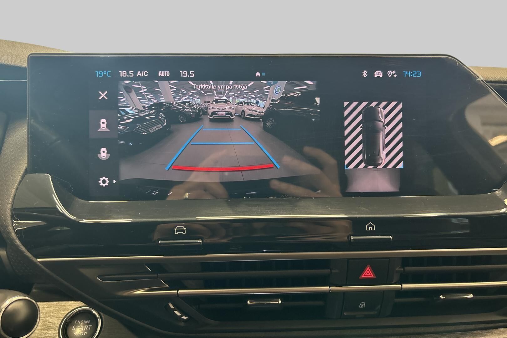 Citroen C5 X iso kuva 24