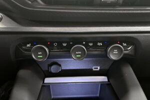 Citroen C5 X esikatselu 35