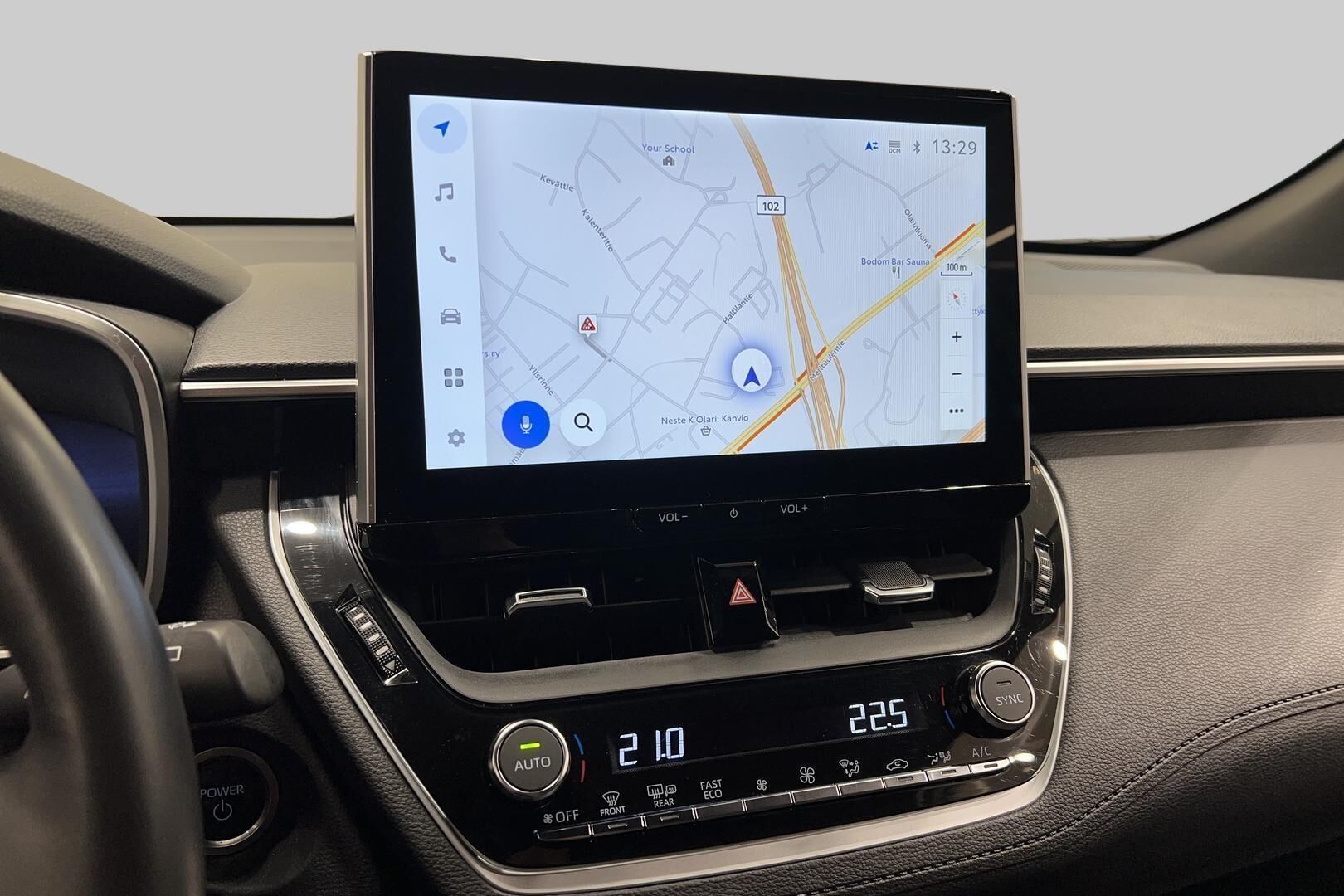 Toyota Corolla Cross iso kuva 11