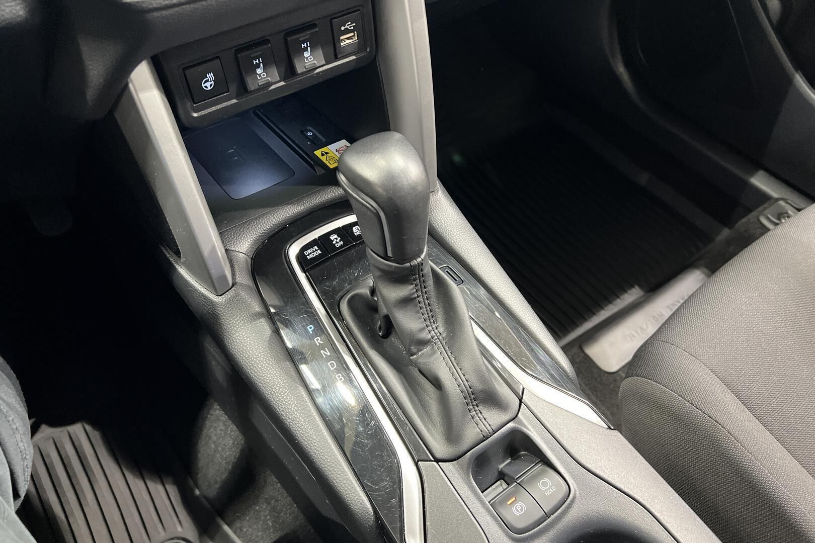 Toyota Corolla Cross iso kuva 15