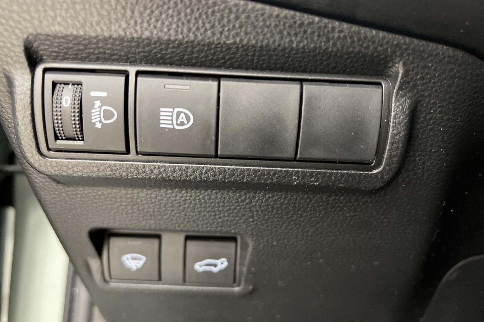 Toyota Corolla Cross iso kuva 18