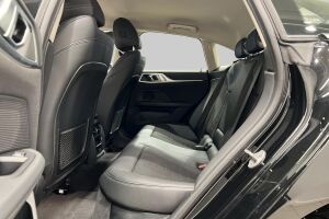 BMW i4 esikatselu 10