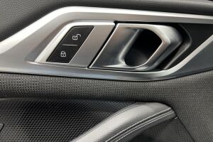 BMW i4 esikatselu 28