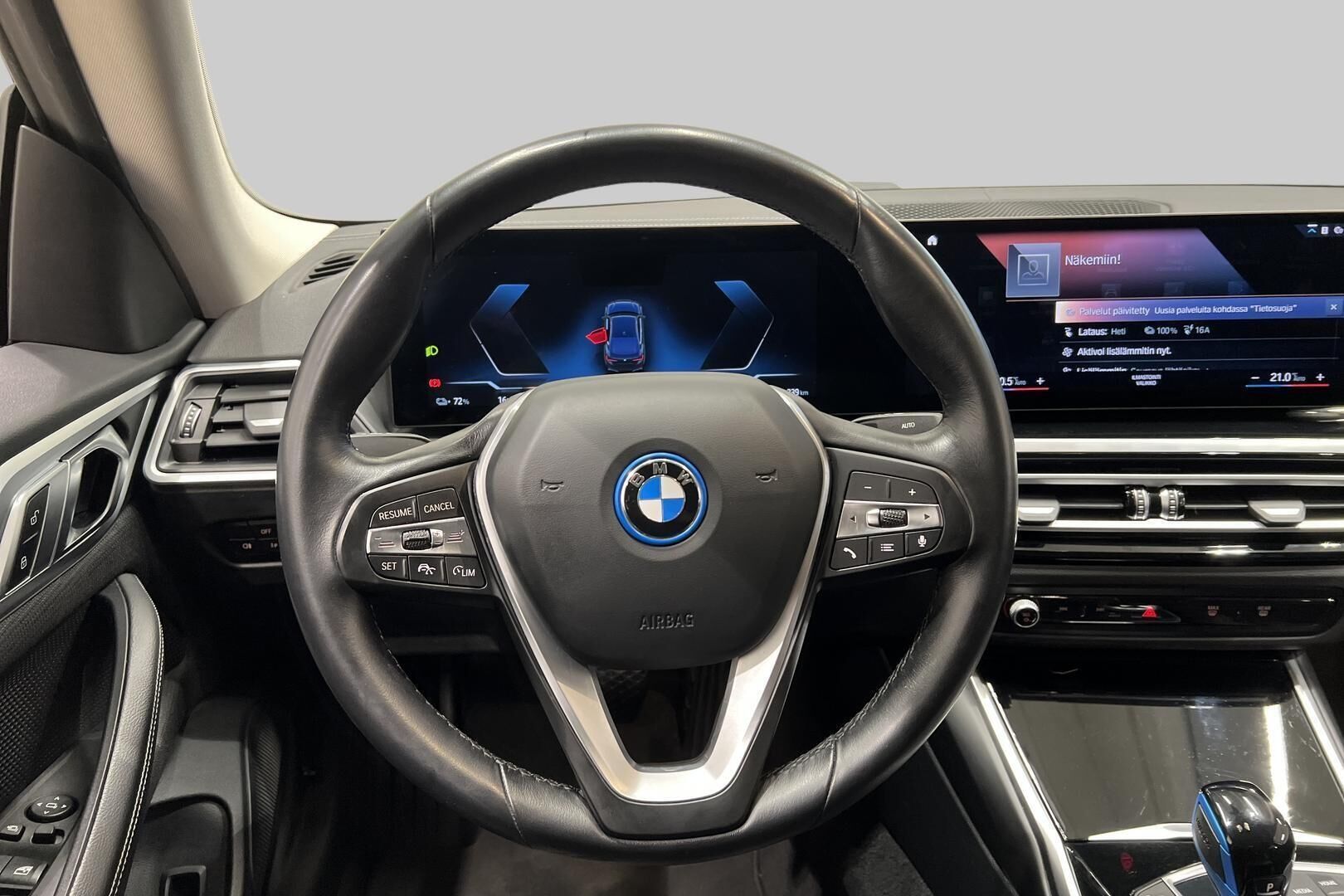 BMW i4 iso kuva 32
