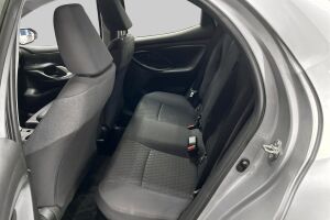 Toyota Yaris esikatselu 10