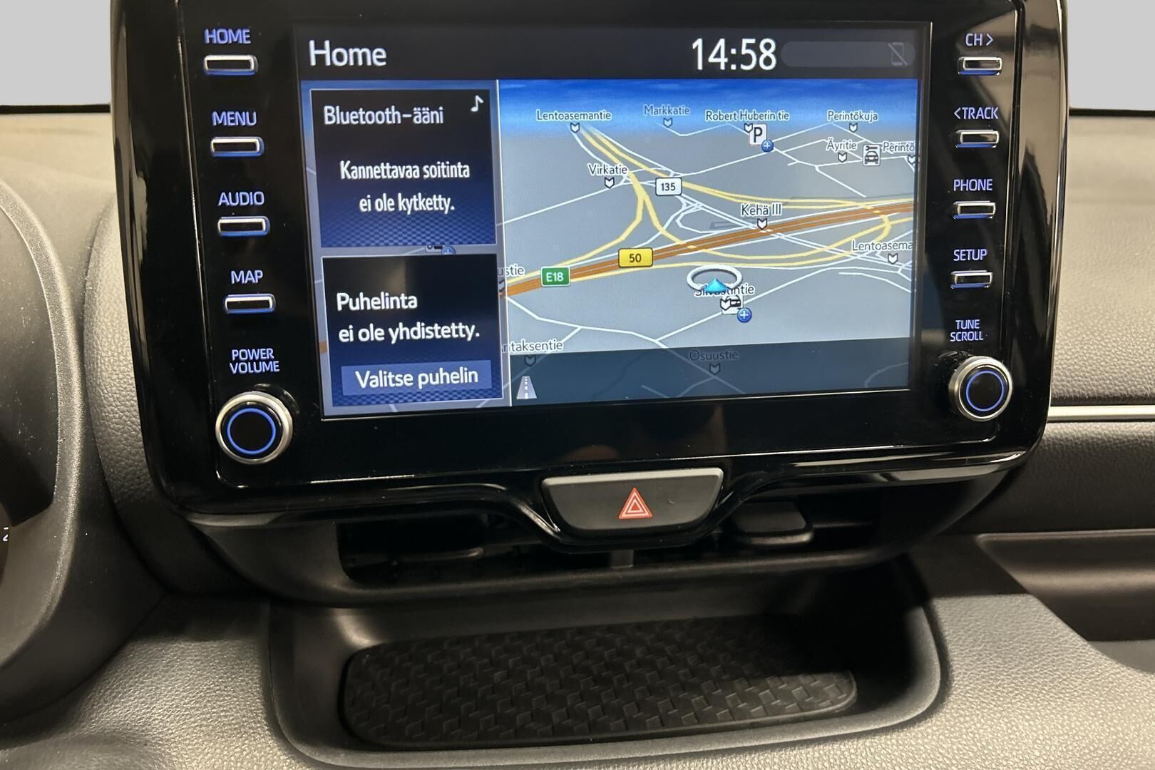 Toyota Yaris iso kuva 17