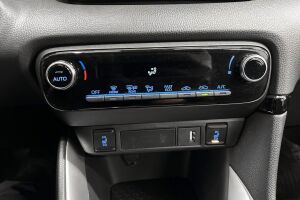 Toyota Yaris esikatselu 16