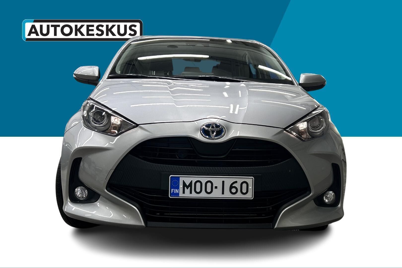 Toyota Yaris iso kuva 2