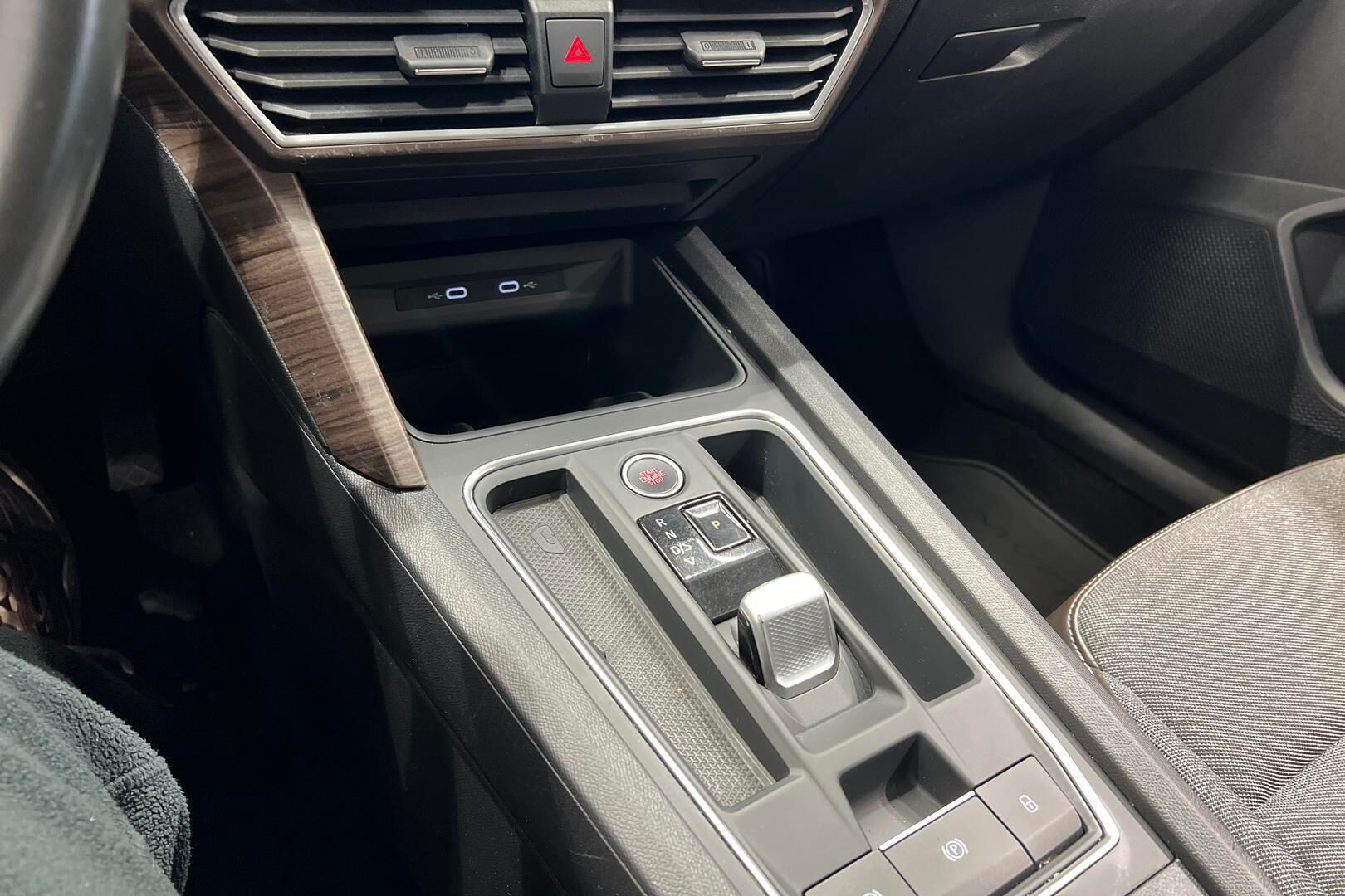 Seat Leon iso kuva 28