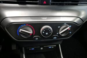 Hyundai i20 Hatchback esikatselu 16