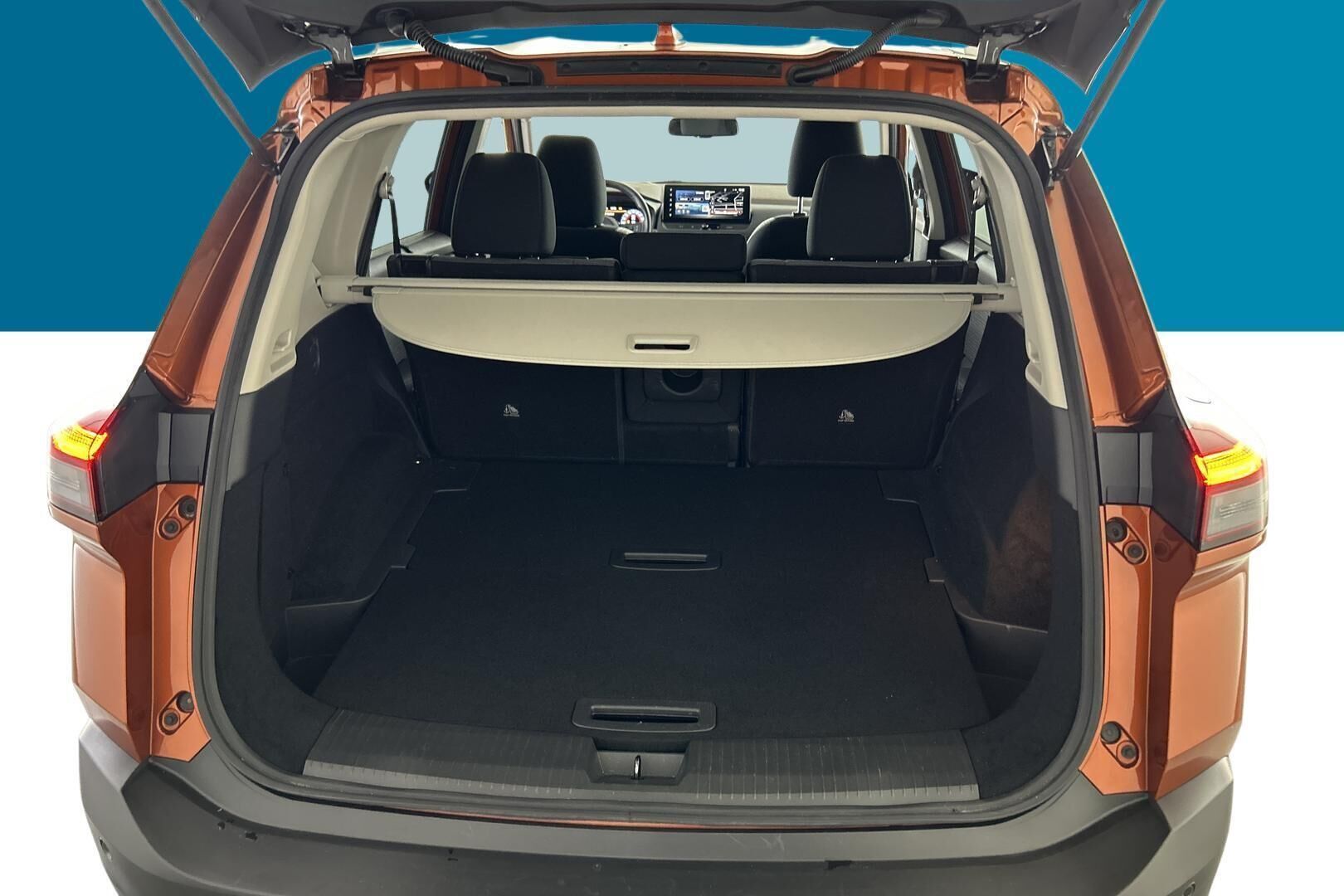 Nissan X-Trail iso kuva 11