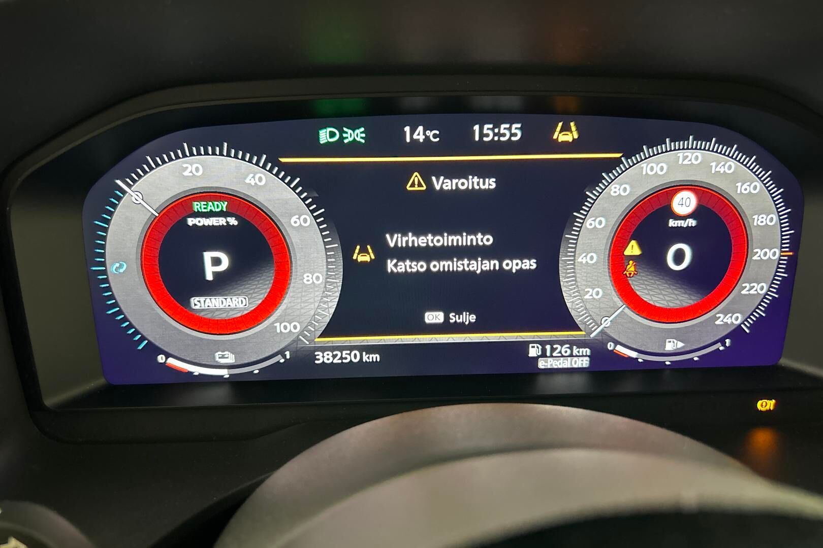 Nissan X-Trail iso kuva 16