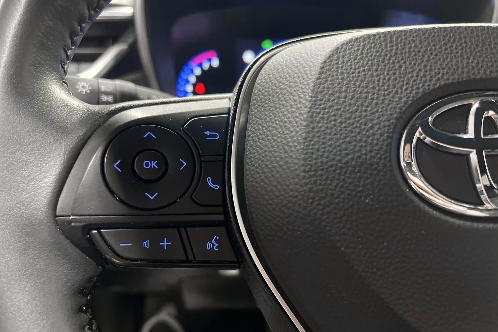 Toyota Corolla iso kuva 15