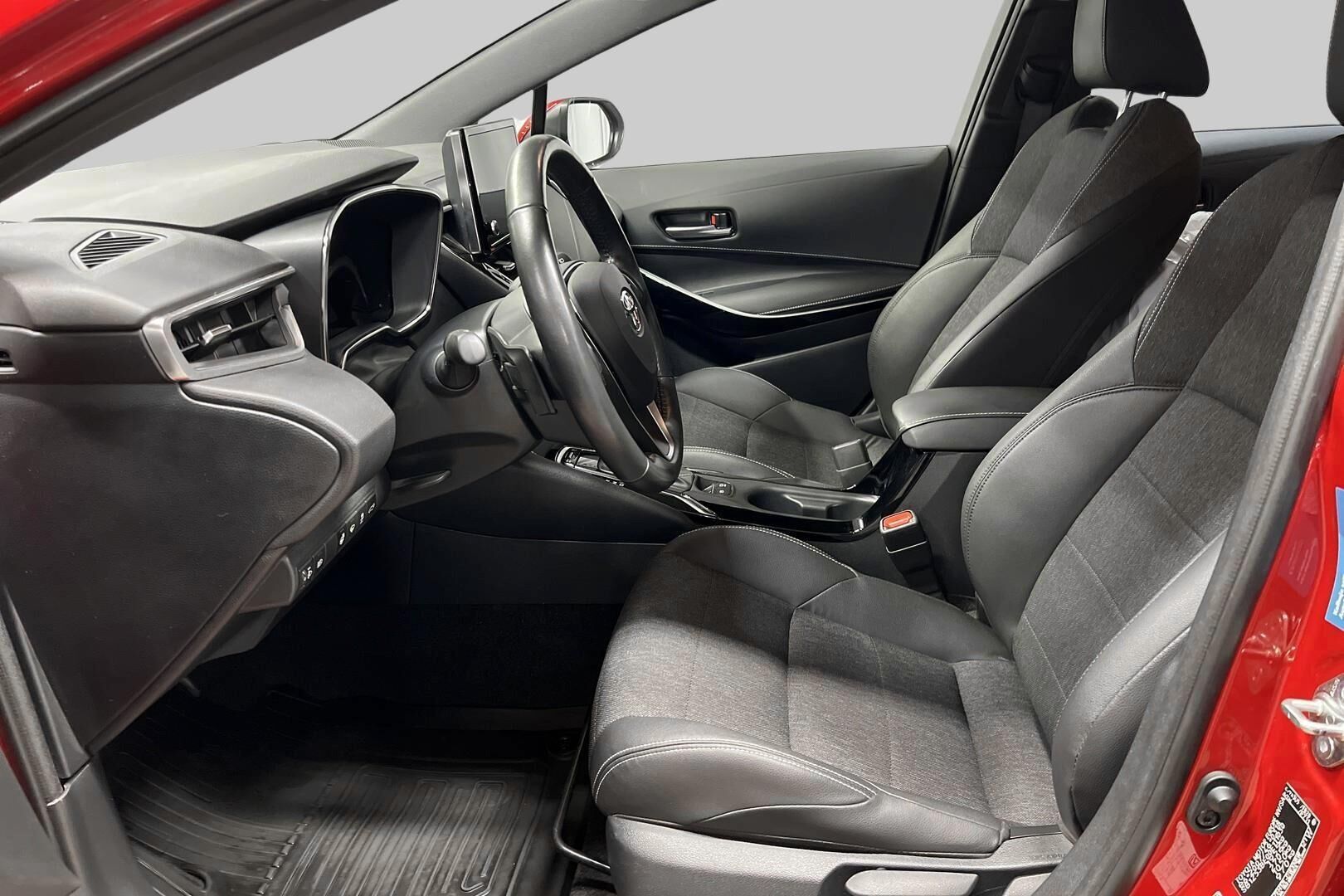 Toyota Corolla iso kuva 8