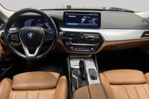 BMW 5-sarja esikatselu 11