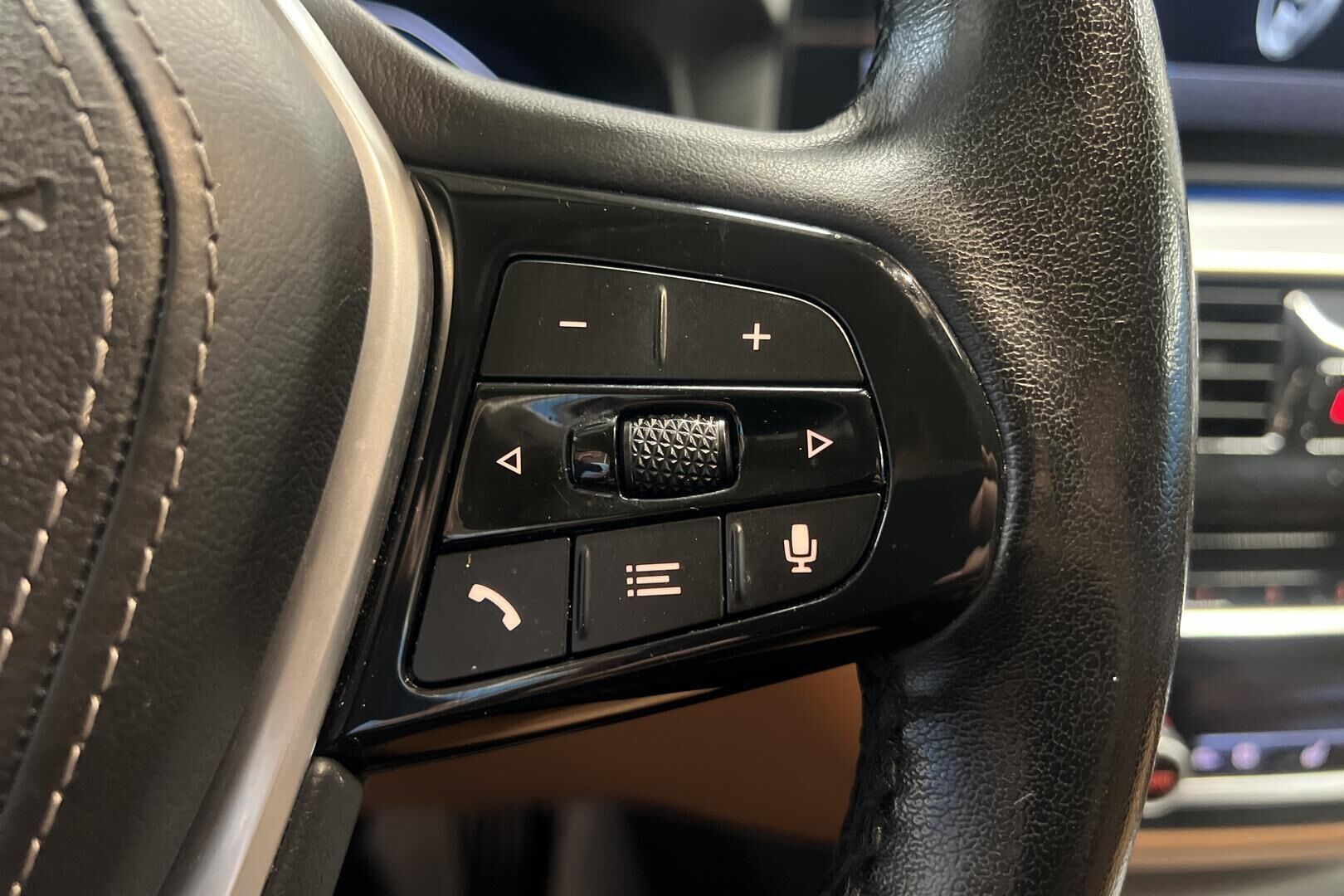 BMW 5-sarja iso kuva 18