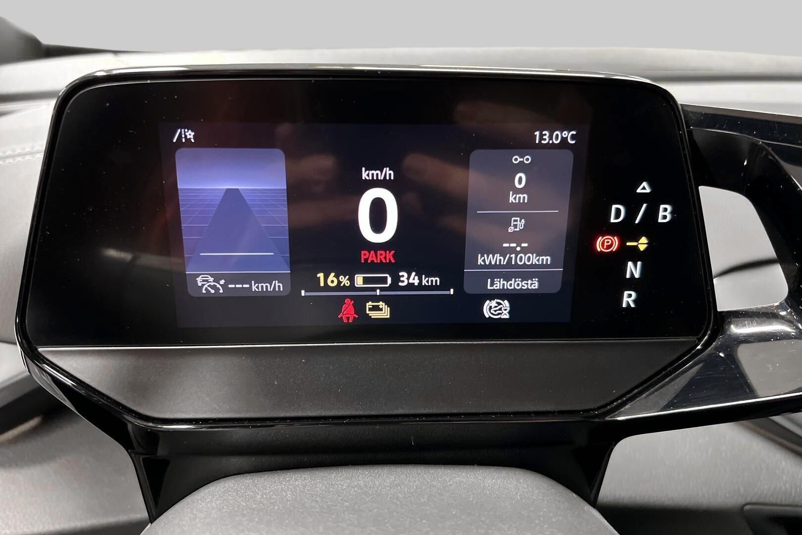 Volkswagen ID.4 iso kuva 12