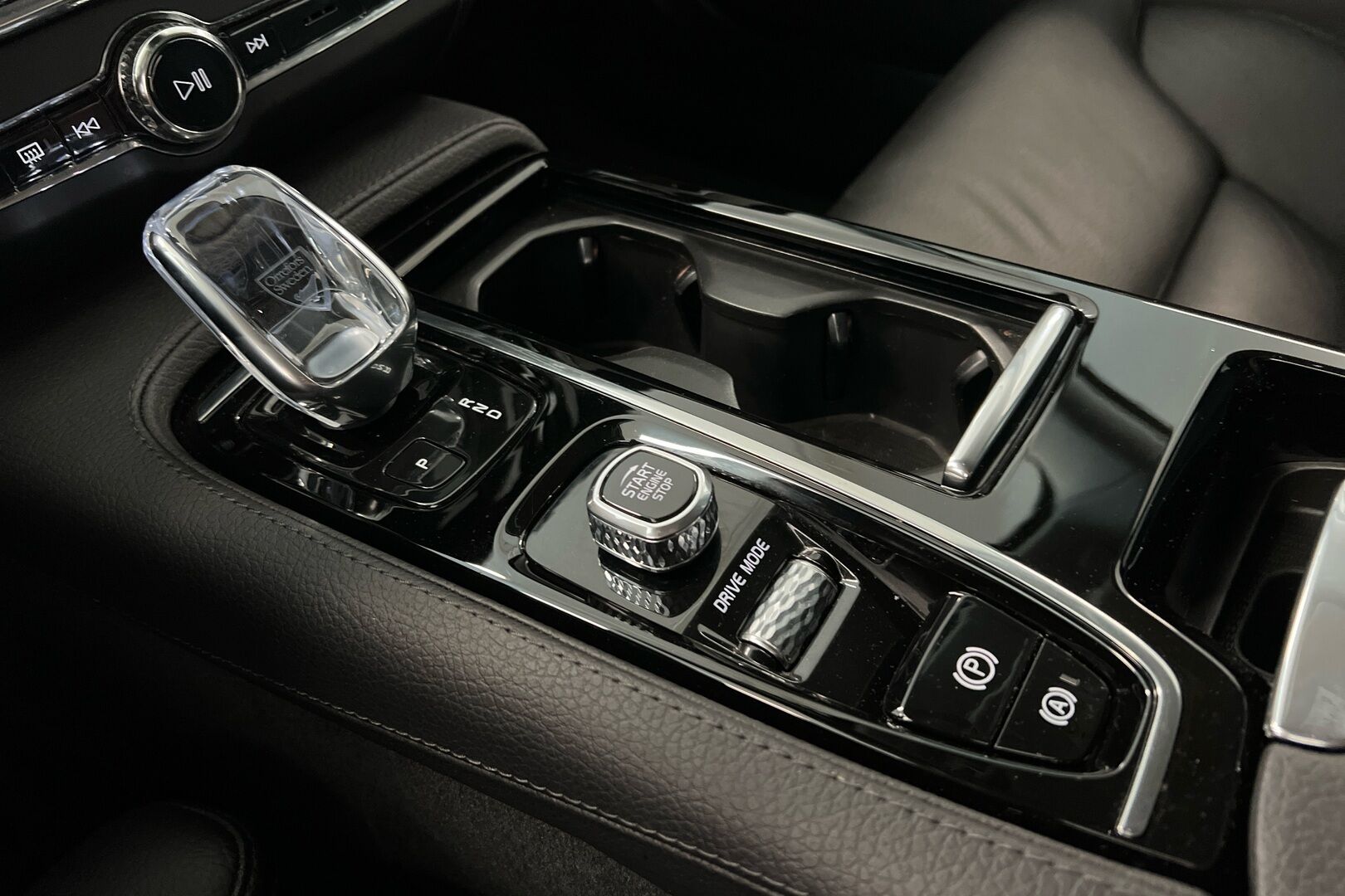 Volvo V90 iso kuva 15