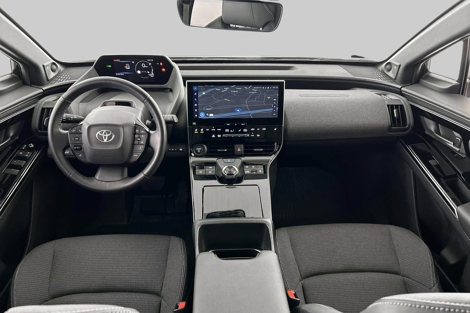 Toyota bZ4X iso kuva 10