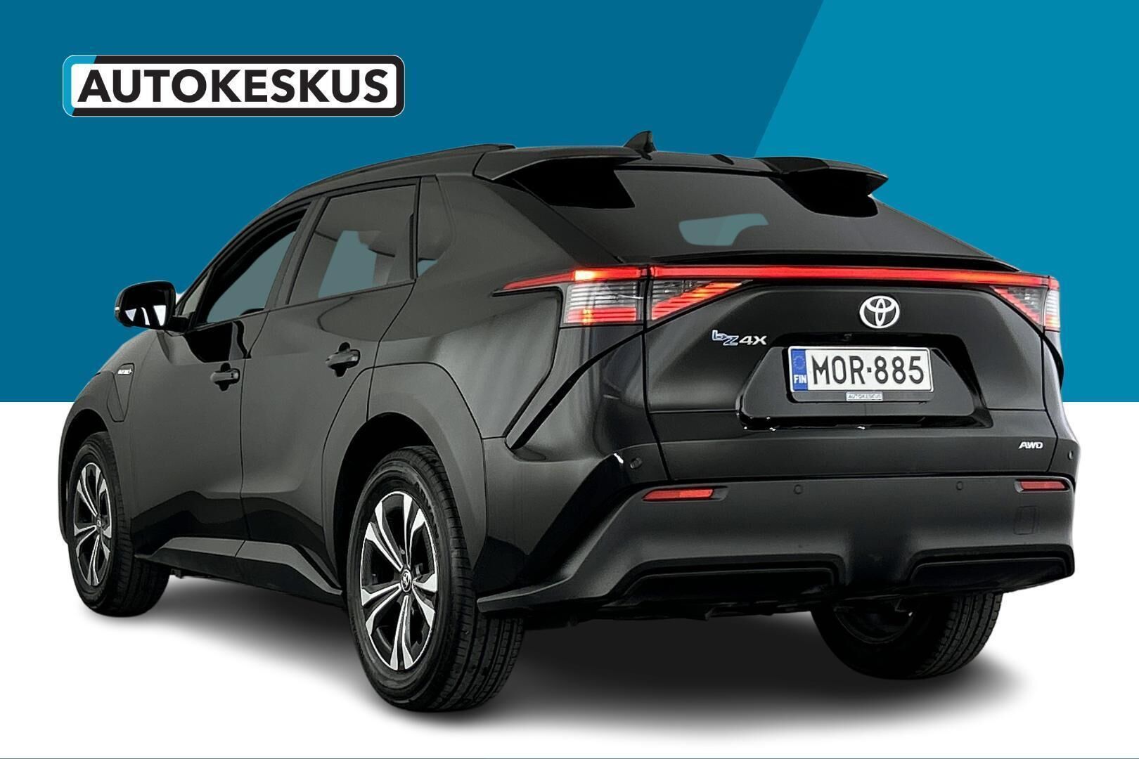Toyota bZ4X iso kuva 6