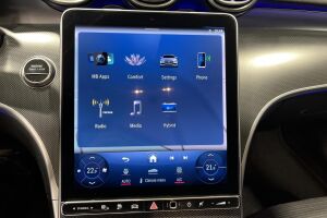 Mercedes-Benz C esikatselu 21