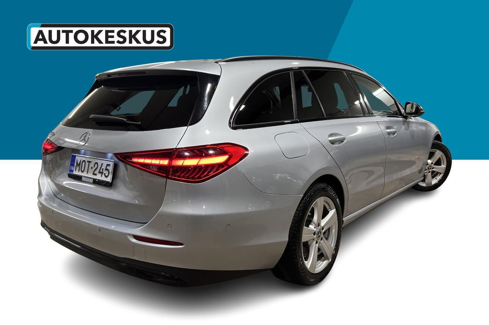 Mercedes-Benz C iso kuva 5