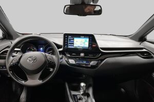 Toyota C-HR esikatselu 10