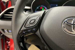 Toyota C-HR esikatselu 17