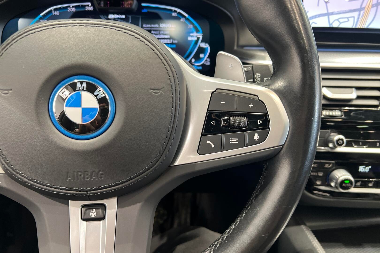 BMW 5-sarja iso kuva 21