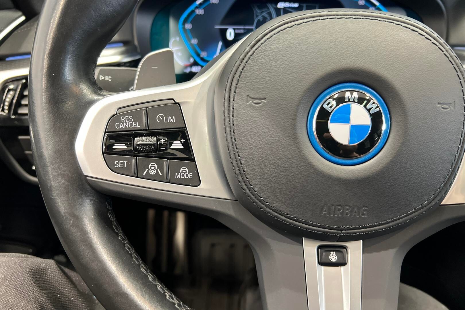 BMW 5-sarja iso kuva 22