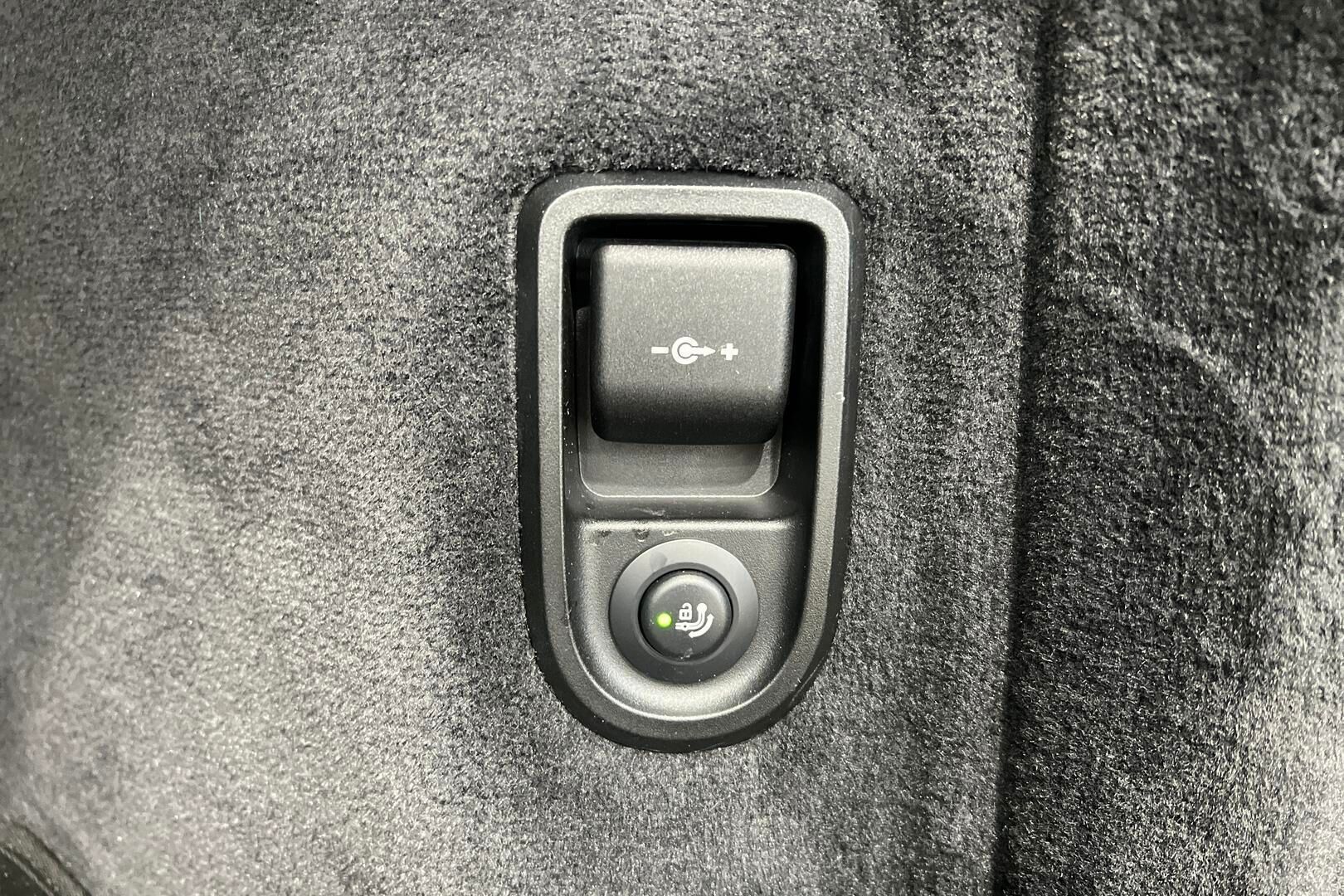 BMW 5-sarja iso kuva 32