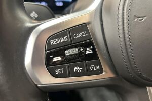 BMW I4 M50 esikatselu 19