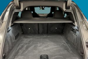 BMW iX esikatselu 10