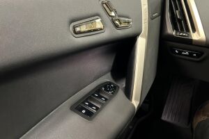 BMW iX esikatselu 15